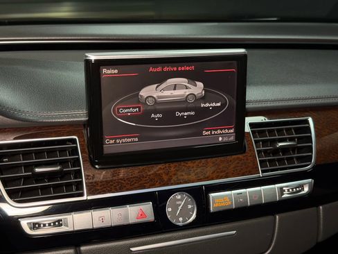 Used 2012 Audi A8 L 4.2 image 46