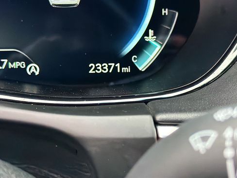 Used 2024 Genesis GV70 2.5T w/ Sport Prestige Package image 42