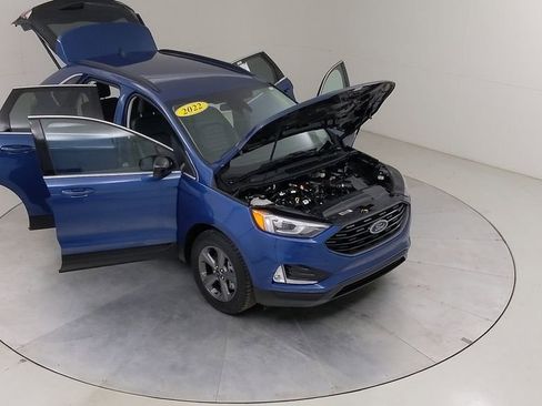 Certified 2022 Ford Edge SEL w/ Sport Appearance Package AWD/4WD image 45