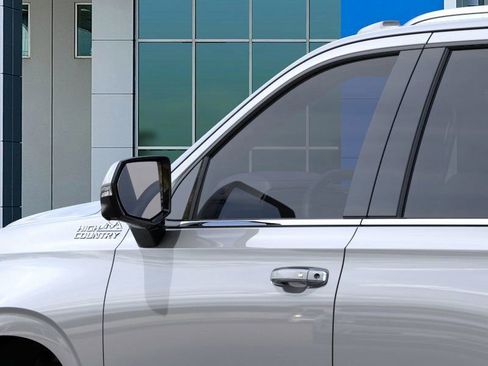 New 2026 Chevrolet Tahoe High Country image 12