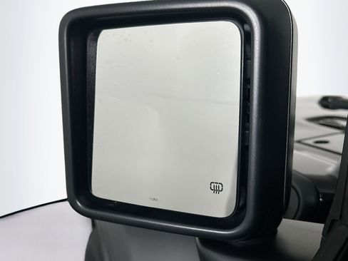 Used 2023 Jeep Wrangler Unlimited w/ Cold Weather Group AWD/4WD image 16