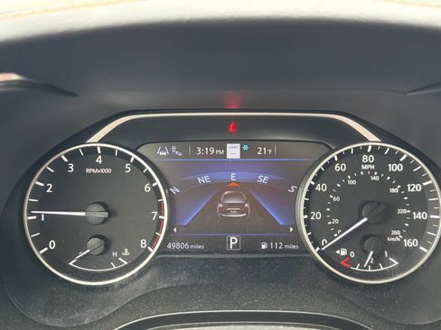 Used 2019 Nissan Maxima SR w/ Premium Package image 8