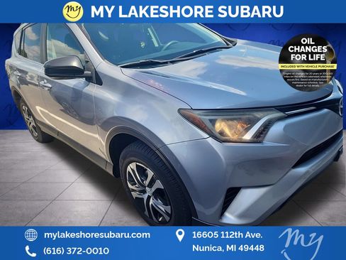 Used 2016 Toyota RAV4 LE AWD/4WD image 1