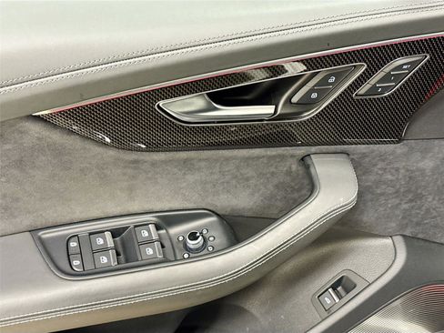 Used 2023 Audi SQ7 Prestige w/ Prestige Package AWD/4WD image 18