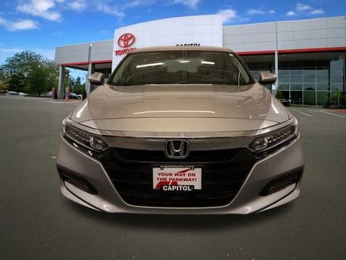 Used 2018 Honda Accord EX image 7