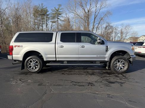 Used 2020 Ford F350 Lariat w/ Lariat Ultimate Package image 4