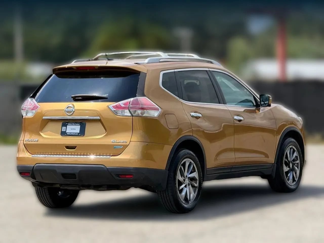Used 2014 Nissan Rogue SL AWD/4WD image 9