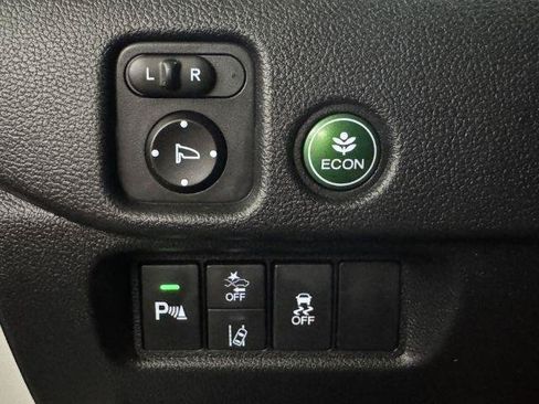 Used 2020 Honda Pilot Touring image 21