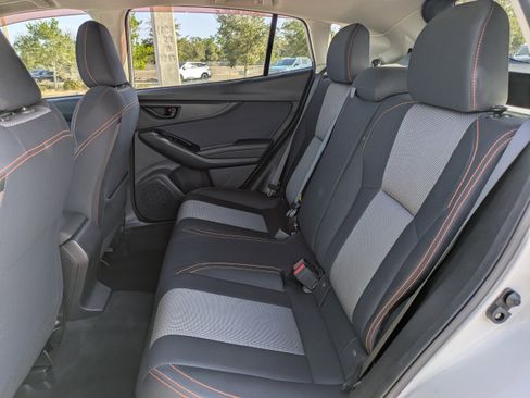 Used 2018 Subaru Crosstrek 2.0i Premium w/ Popular Package #3 image 16