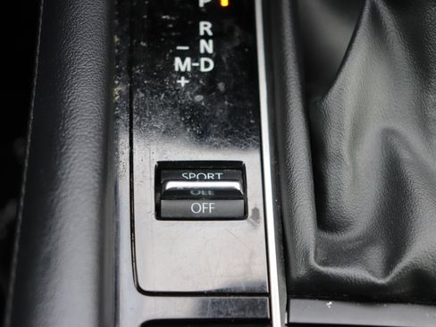 Used 2024 MAZDA MAZDA3 s image 35