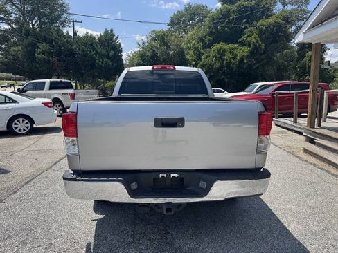 Used 2013 Toyota Tundra 2WD Double Cab w/ Tow Pkg image 4
