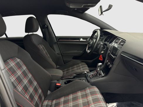 Used 2017 Volkswagen GTI S FWD image 41