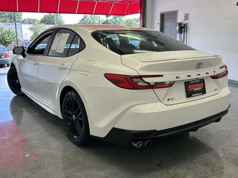 Certified 2025 Toyota Camry SE FWD image 5