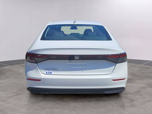 Certified 2023 Honda Accord EX image 3