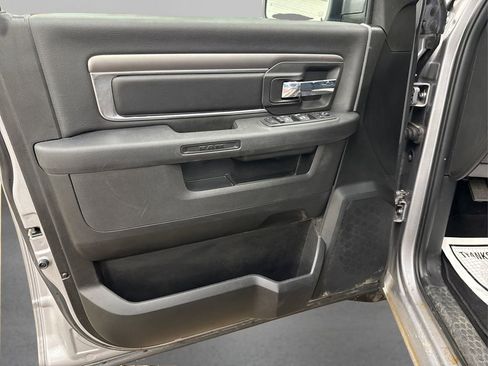 Used 2022 RAM 1500 Classic Warlock image 23