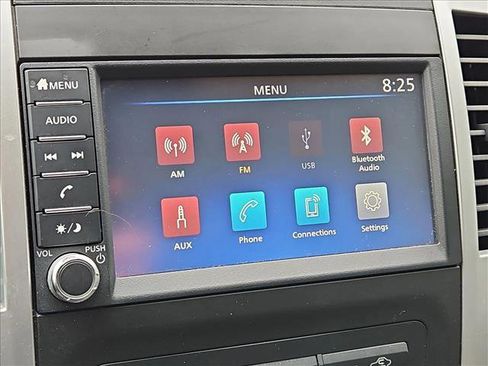 Used 2019 Nissan Frontier SV image 13