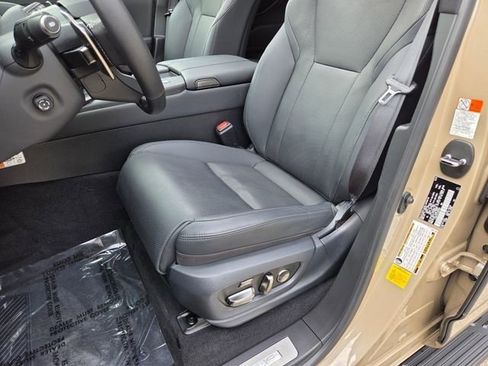 Used 2025 Lexus LX 700h Overtrail AWD/4WD image 8