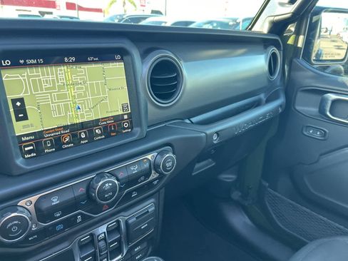 Used 2023 Jeep Wrangler Unlimited w/ Sun & Screen Package image 57