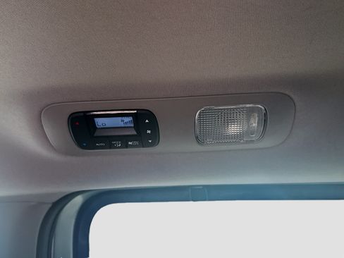 Certified 2024 Honda Odyssey Touring image 23