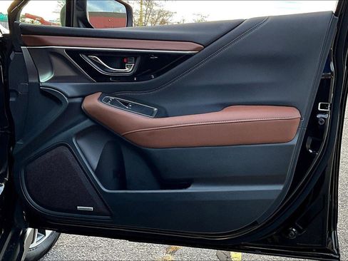 Used 2025 Subaru Outback Touring image 20