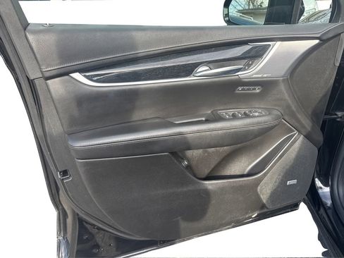 Used 2020 Cadillac XT5 Premium Luxury image 20