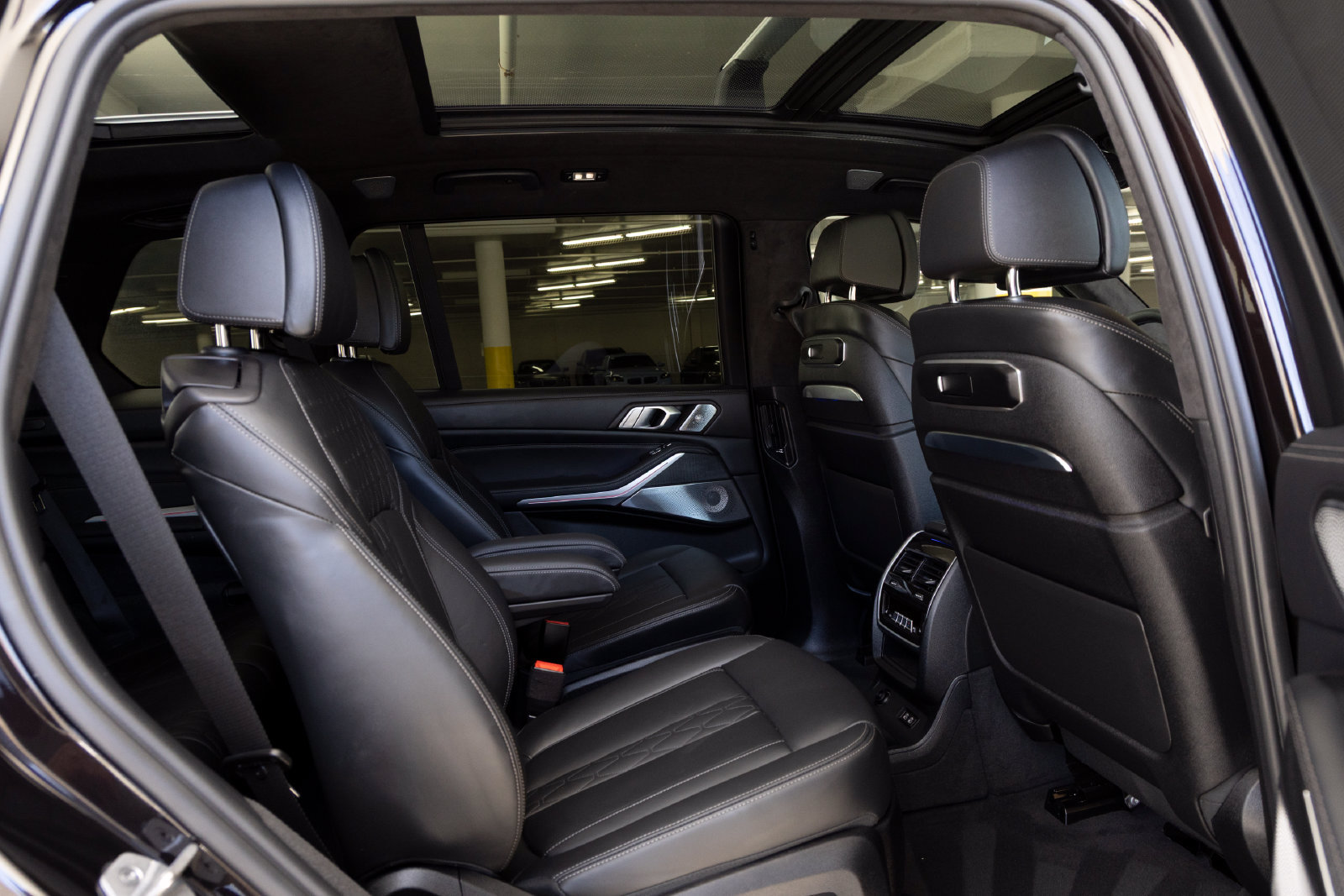 Certified 2023 BMW ALPINA XB7 AWD/4WD image 34
