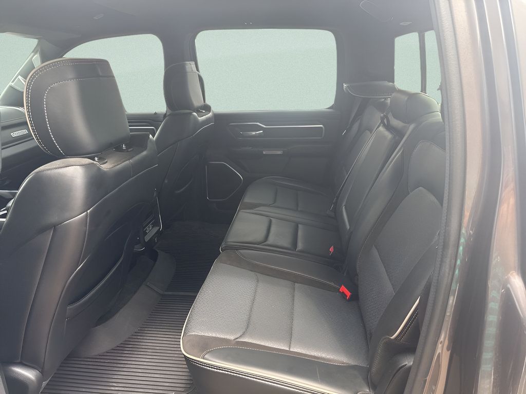 Used 2023 RAM 1500 Laramie AWD/4WD image 10