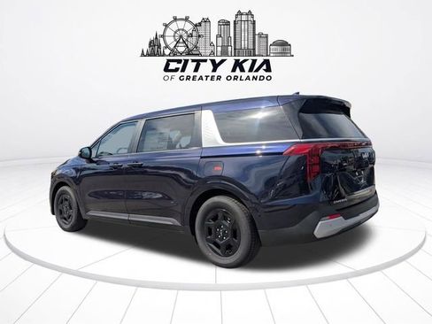 New 2027 Kia Carnival LX FWD image 5