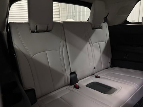 Certified 2026 INFINITI QX60 Luxe image 33