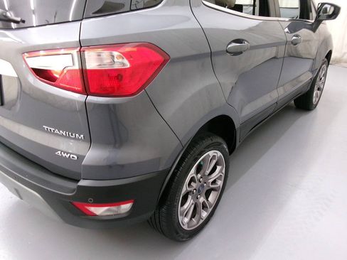 Used 2018 Ford EcoSport Titanium AWD/4WD image 9
