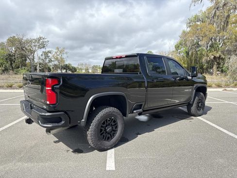 New 2026 Chevrolet Silverado 2500 ZR2 image 3