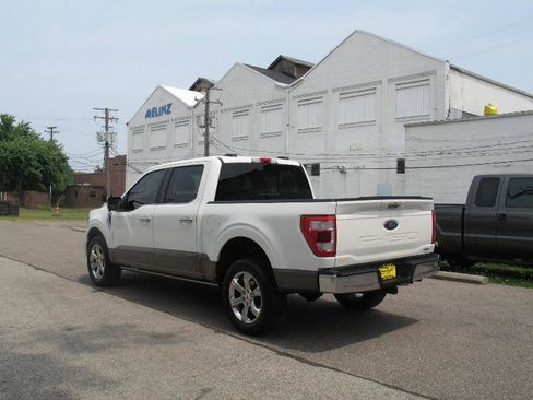 Used 2022 Ford F150 Lariat w/ Equipment Group 502A High AWD/4WD image 8
