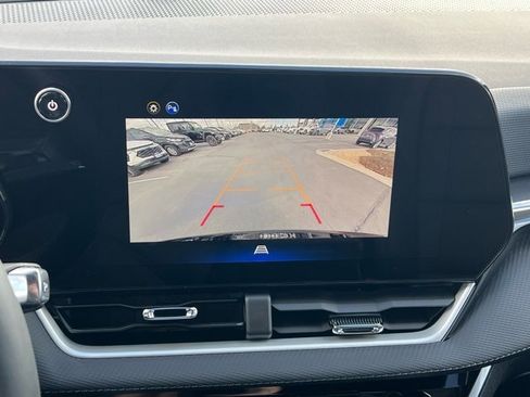 New 2026 Chevrolet Equinox LT w/ Convenience Package II image 13