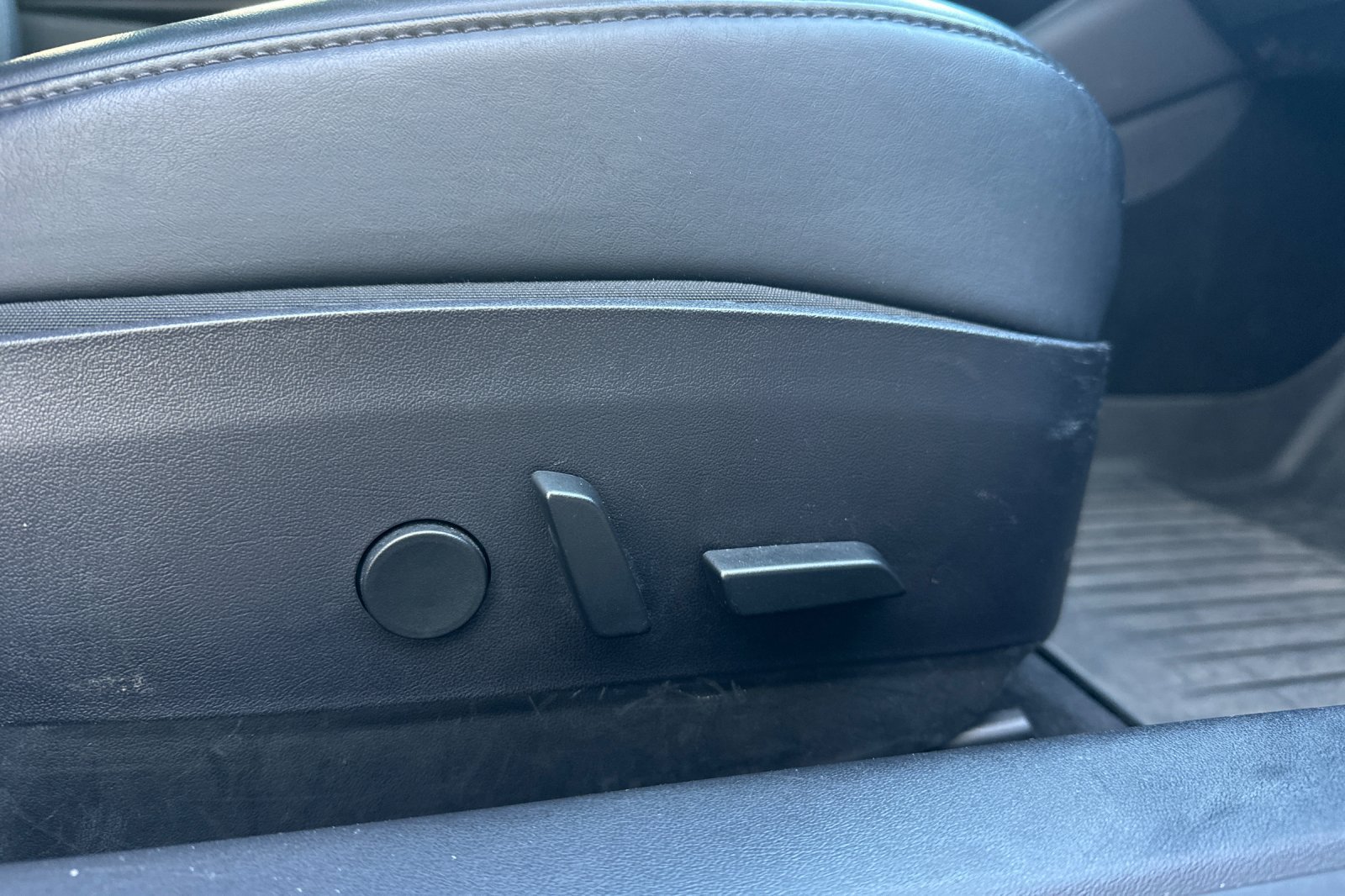 Used 2019 Tesla Model 3 Mid Range RWD image 22