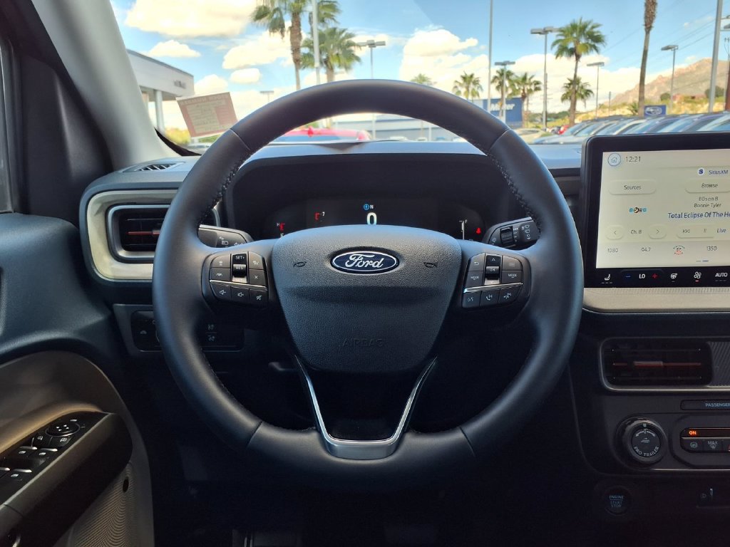 Used 2025 Ford Maverick Lariat w/ 4K Tow Package AWD/4WD image 23