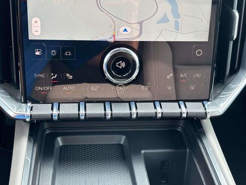 New 2026 GMC Acadia Elevation image 14