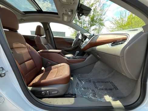 Certified 2016 Chevrolet Malibu Premier w/ Driver Confidence Package II FWD image 21
