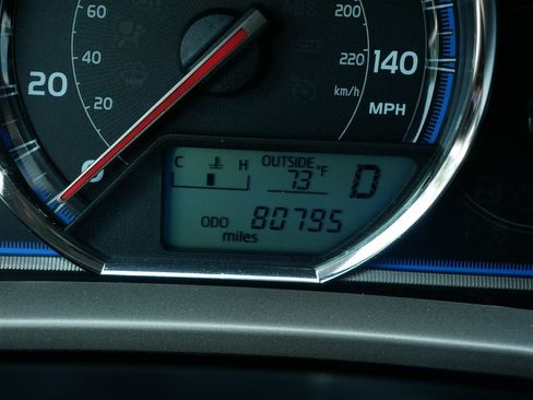 Used 2013 Toyota RAV4 Limited AWD/4WD image 25