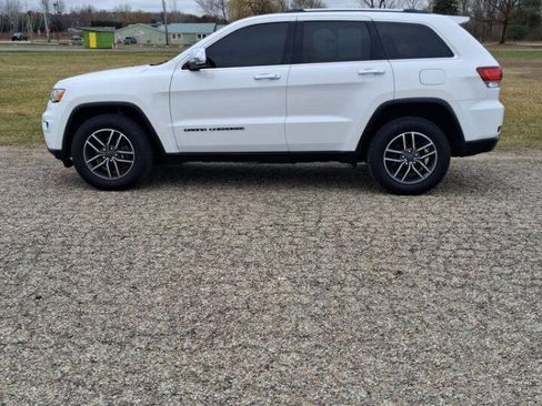 Used 2020 Jeep Grand Cherokee Limited image 1