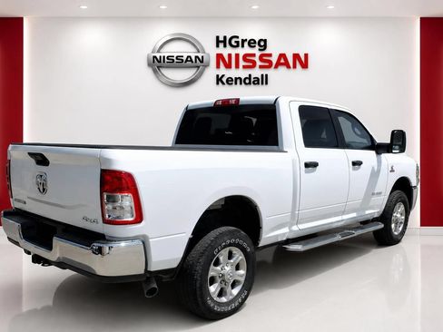 Used 2024 RAM 2500 Big Horn w/ Off Road Package AWD/4WD image 4
