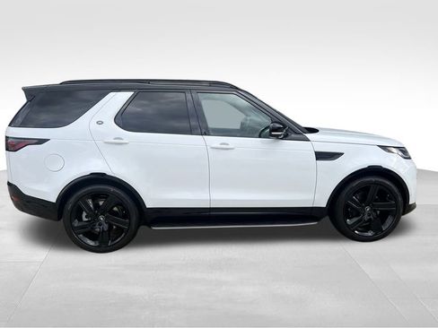 New 2025 Land Rover Discovery Dynamic SE image 5