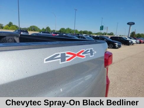 Used 2023 Chevrolet Silverado 1500 Custom w/ Rally Edition AWD/4WD image 8