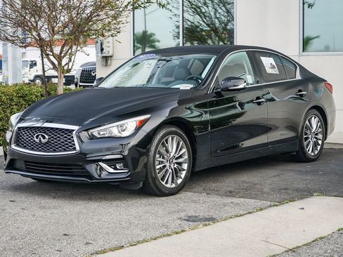 Certified 2023 INFINITI Q50 Luxe w/ Cargo Package image 3