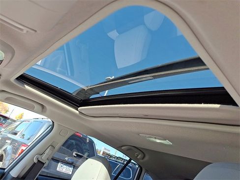 Used 2023 Subaru Crosstrek 2.5i Limited image 11