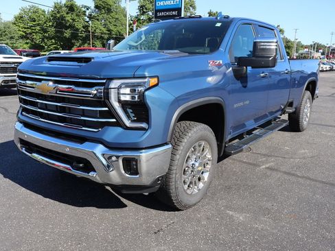 New 2026 Chevrolet Silverado 3500 LTZ w/ LTZ Plus Package AWD/4WD image 24