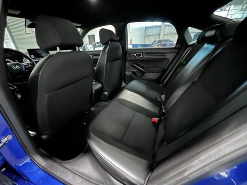 Used 2022 Honda Civic Sport image 15