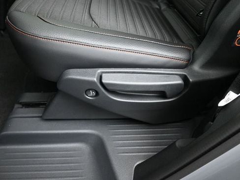 New 2026 Nissan Pathfinder Rock Creek image 31