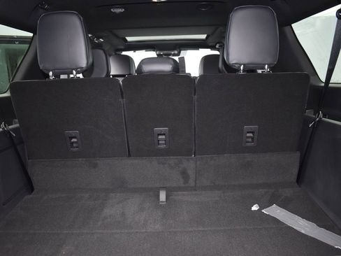 New 2025 Lincoln Navigator L Reserve w/ Jet Appearance Package image 15