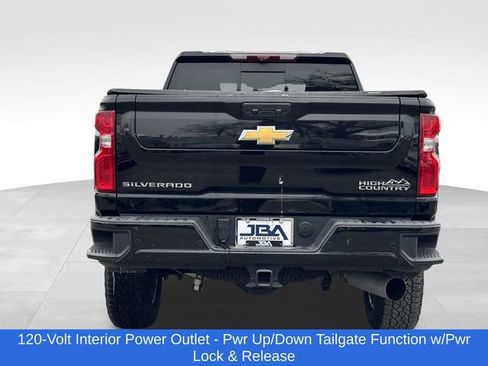 Used 2024 Chevrolet Silverado 2500 High Country w/ High Country Premium Package image 25