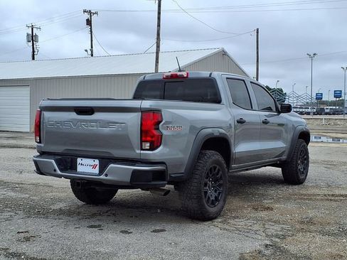 Used 2025 Chevrolet Colorado Trail Boss AWD/4WD image 21
